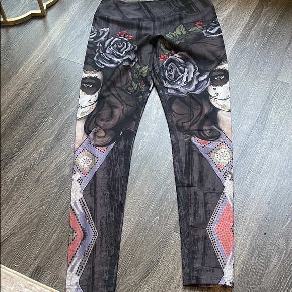 Sugar Skull Print Leggings - Picture 3 of 5